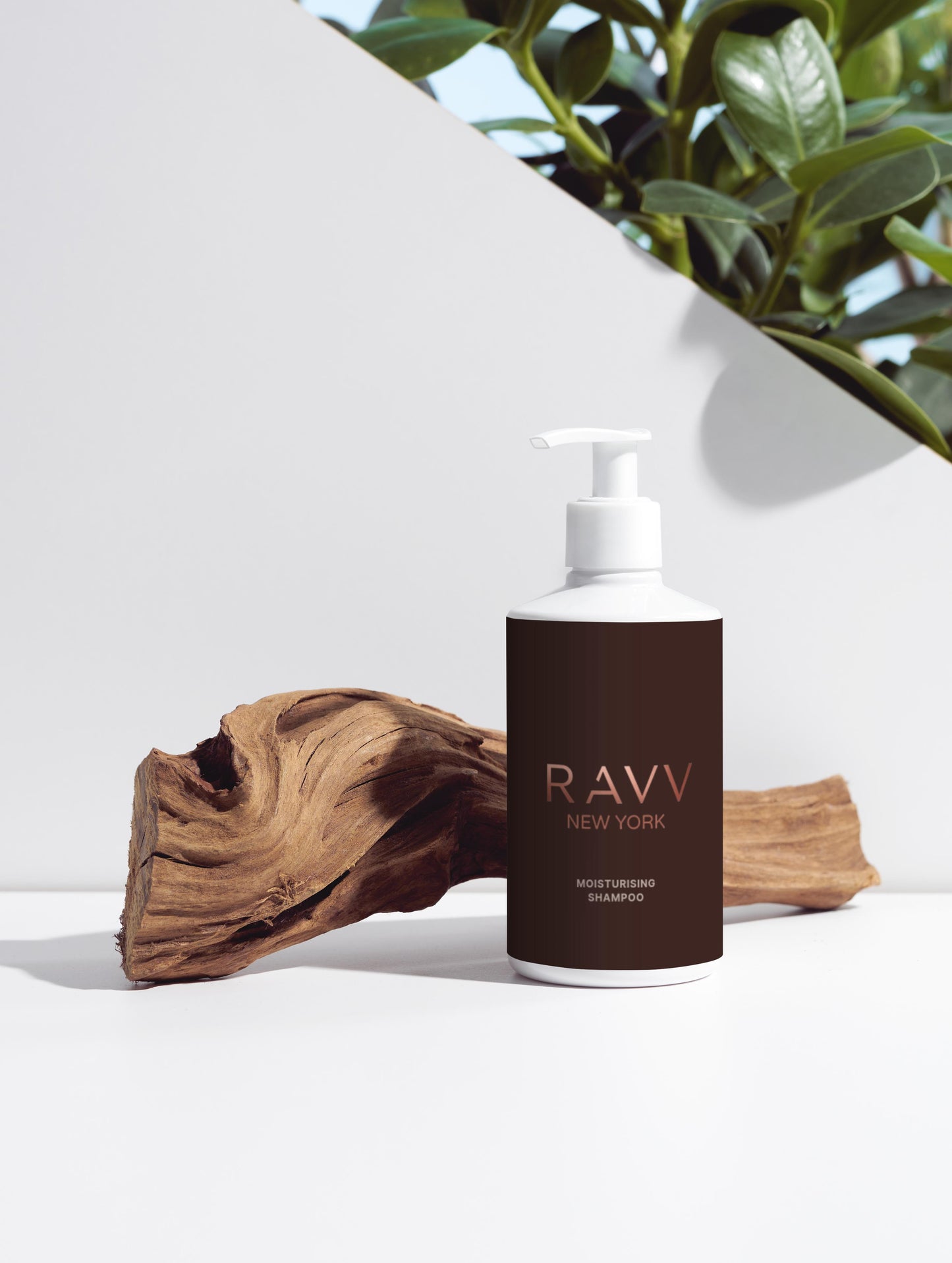 Moisturising Shampoo with Aloe Juice - RAVV
