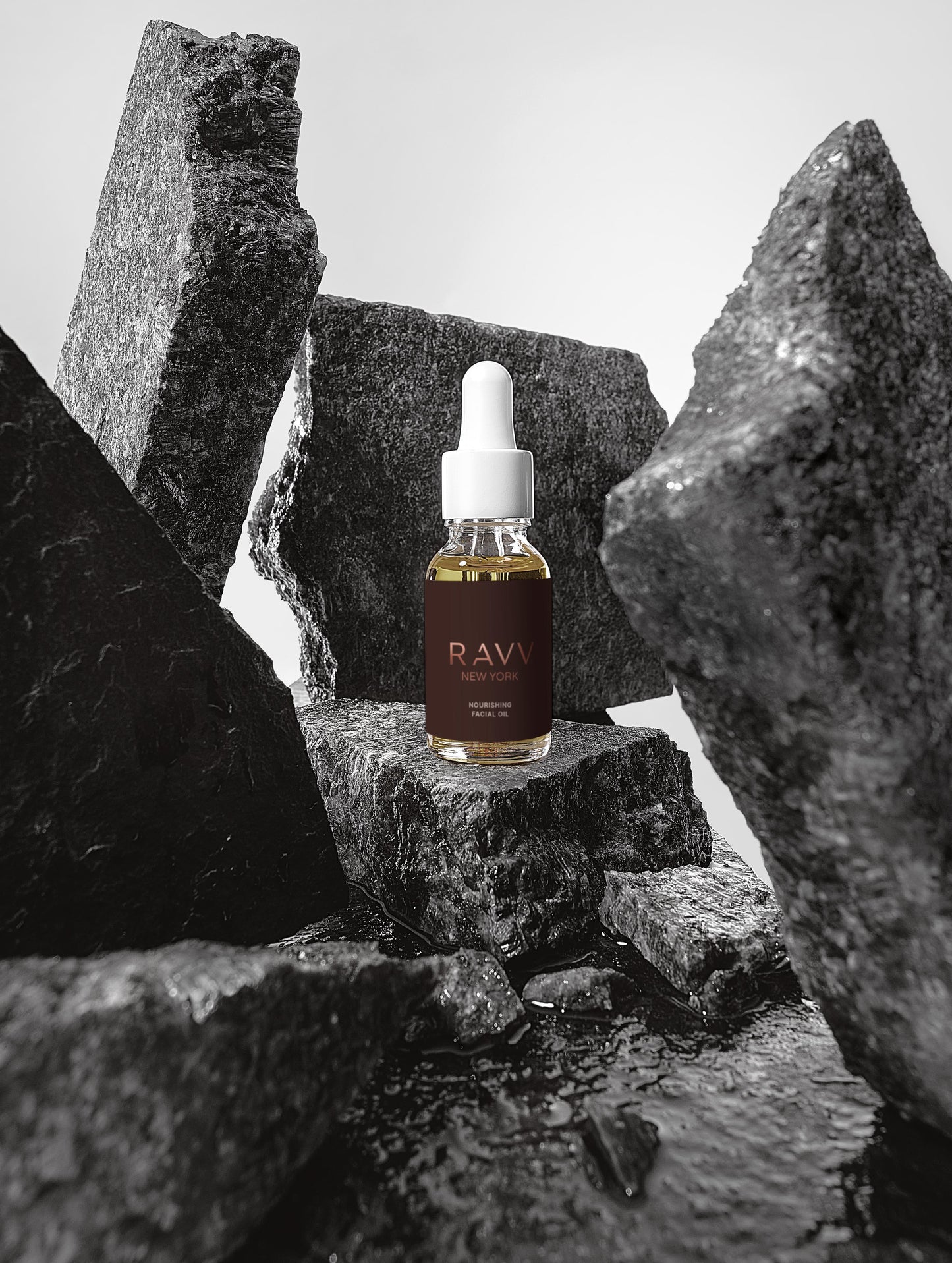 Nourishing Facial Oil with 11 Organic Oils - RAVV