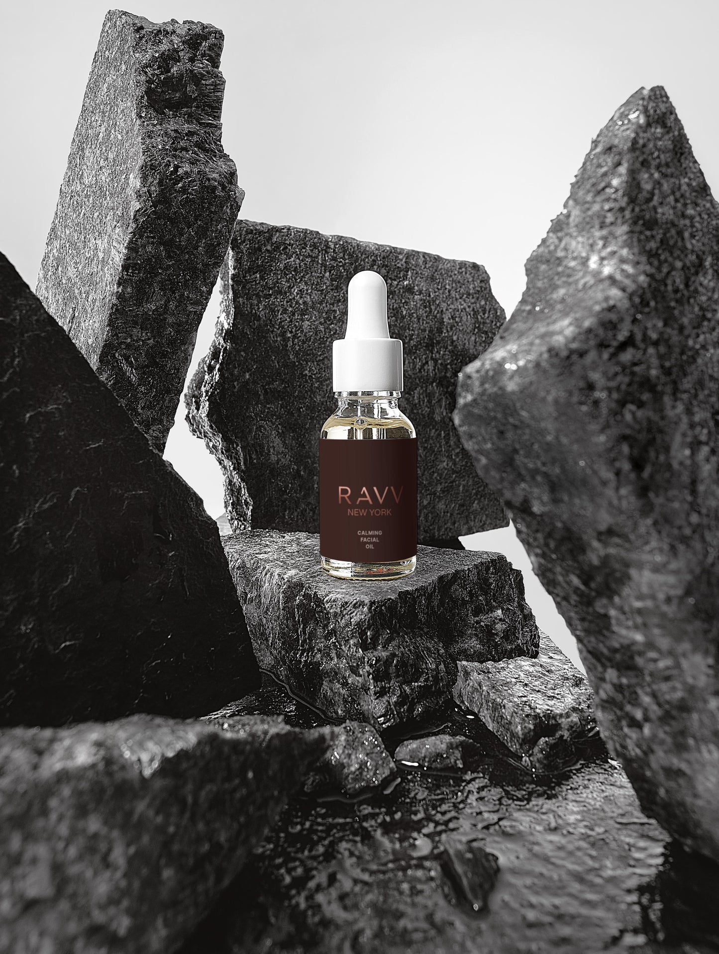 Calming Facial Oil with CBD - RAVV