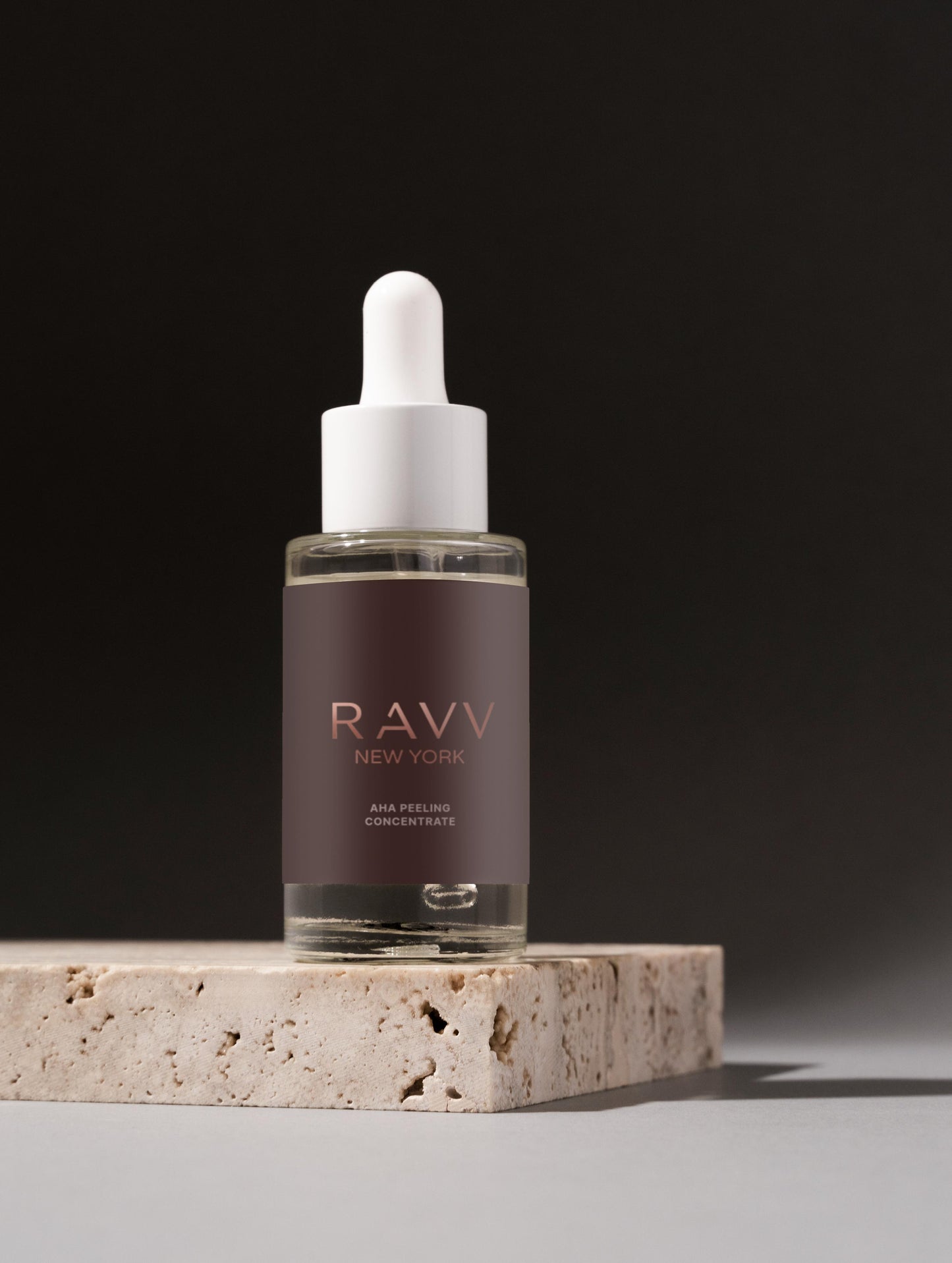 AHA Peeling Concentrate with Lactic & Hyaluronic Acid - RAVV