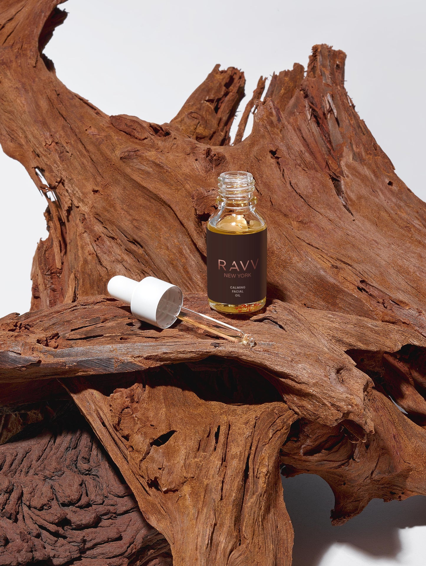 Calming Facial Oil with CBD - RAVV