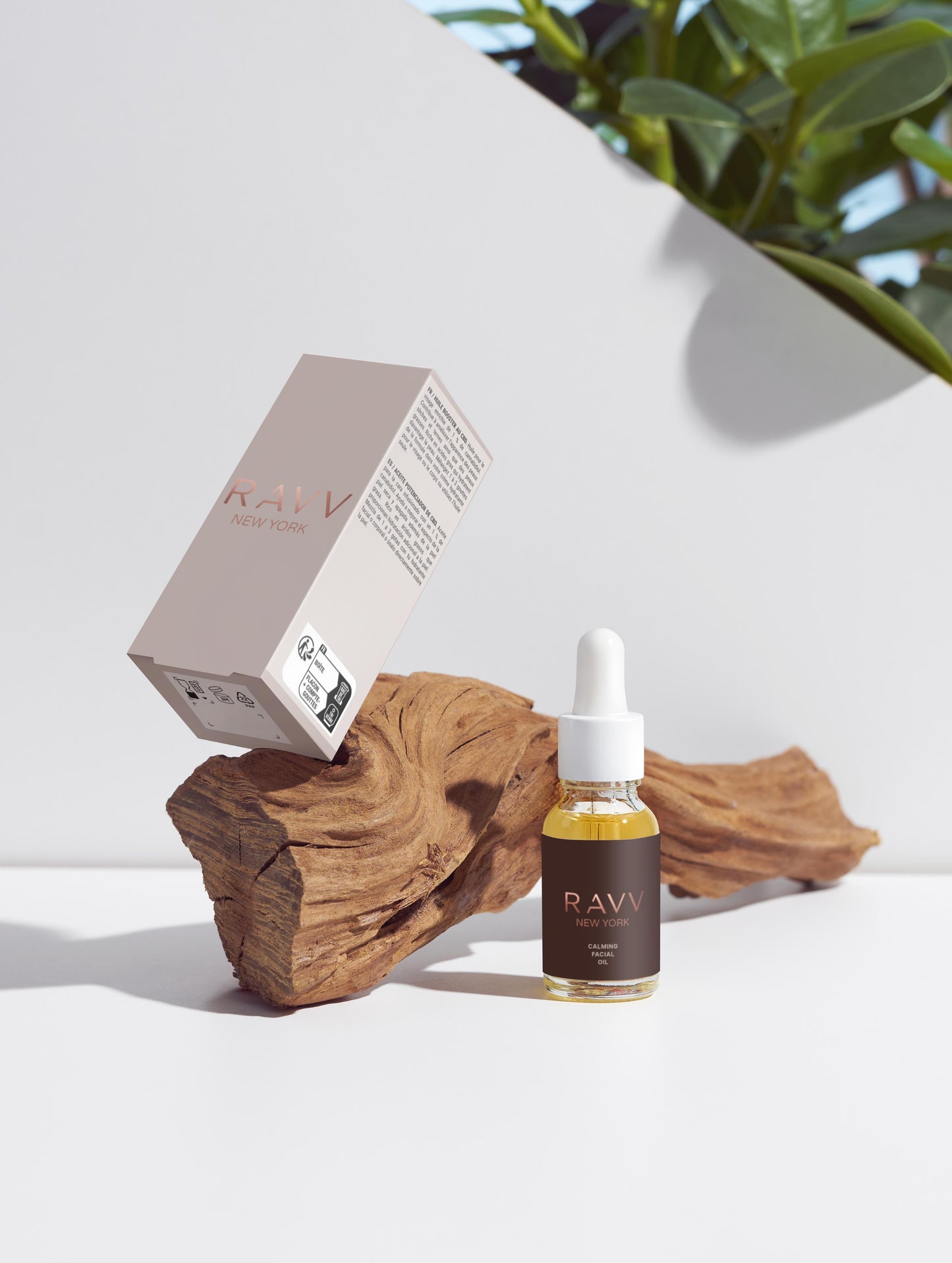 Calming Facial Oil with CBD - RAVV