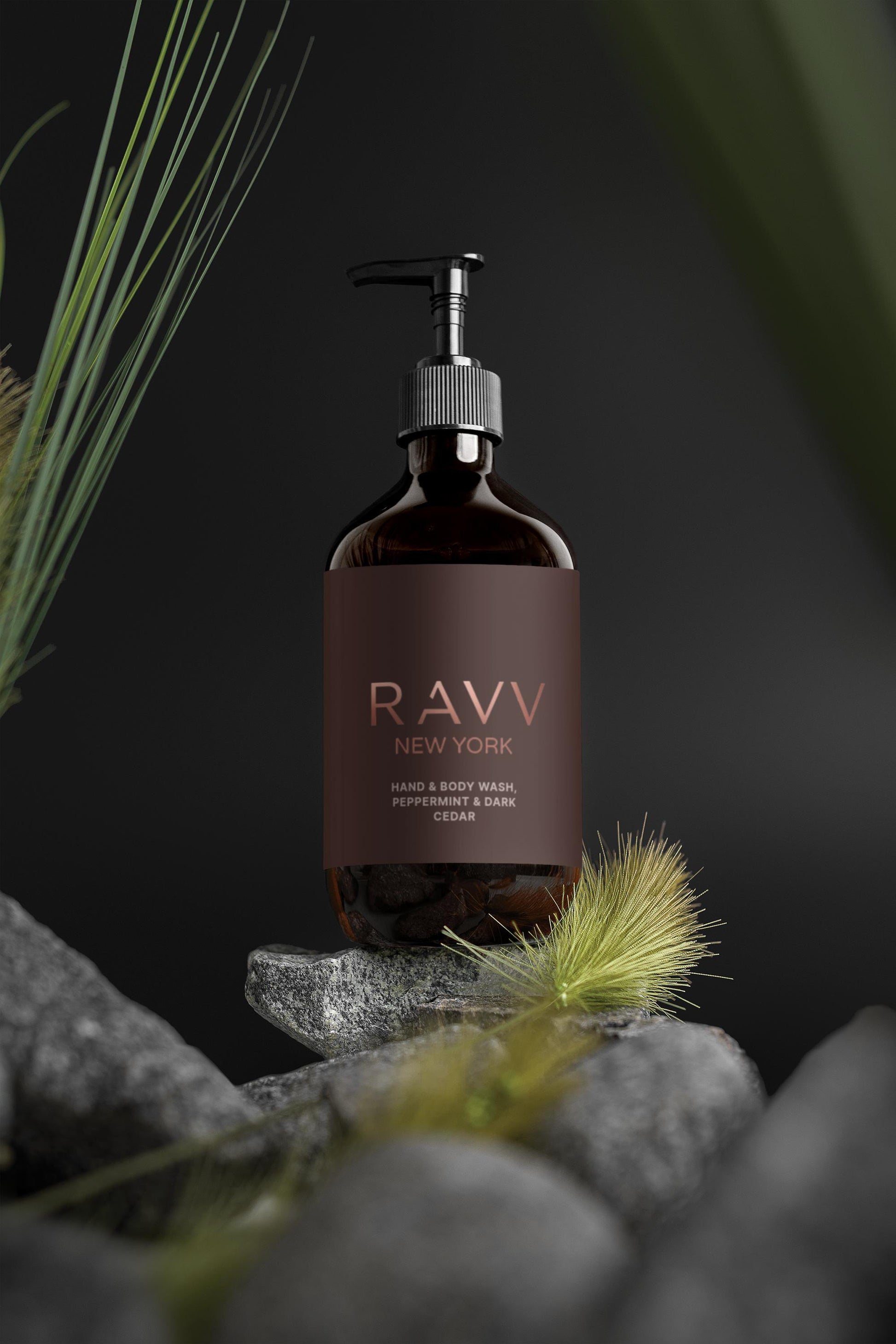 Peppermint & Dark Cedar Hand & Body Wash - RAVV