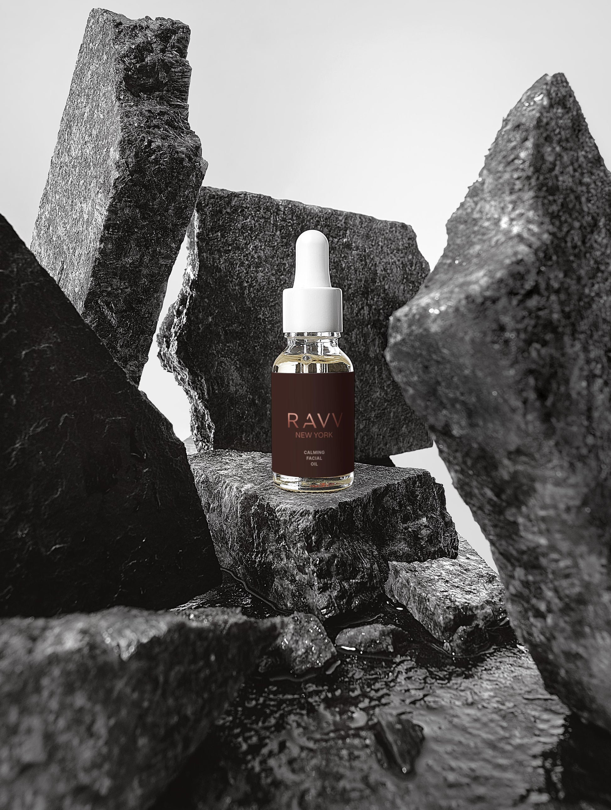 Calming Facial Oil with CBD - RAVV